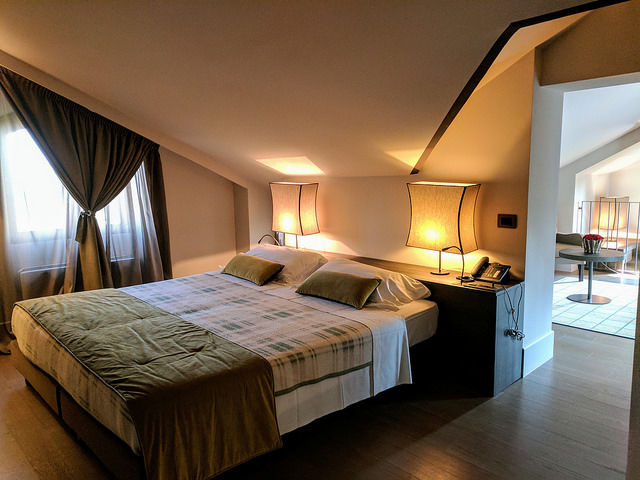 Discover Our Stunning Rooms And Suites 2